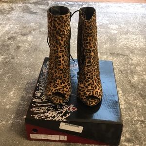 Leopard booties